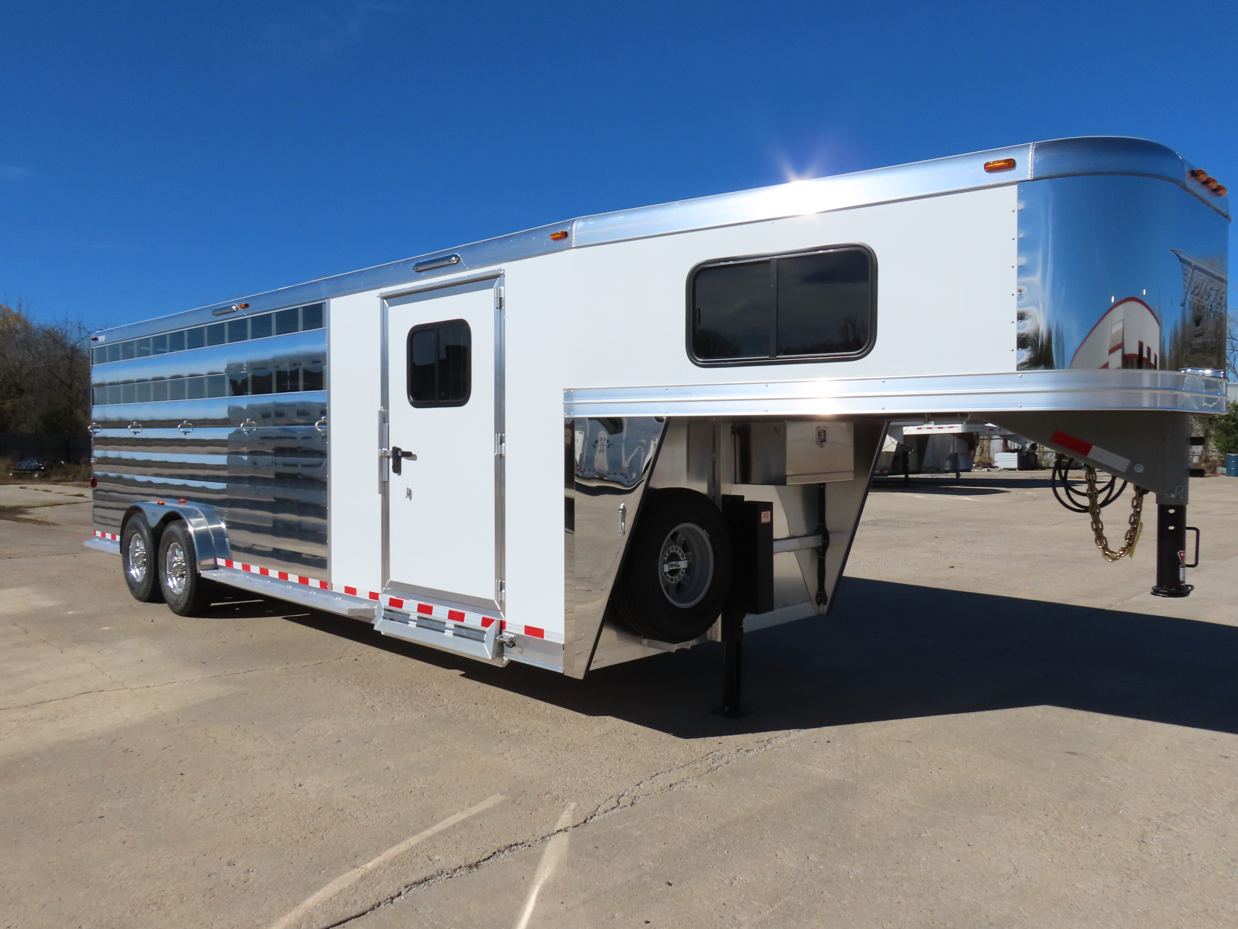 Twister 5 Horse 24' Stock Combo