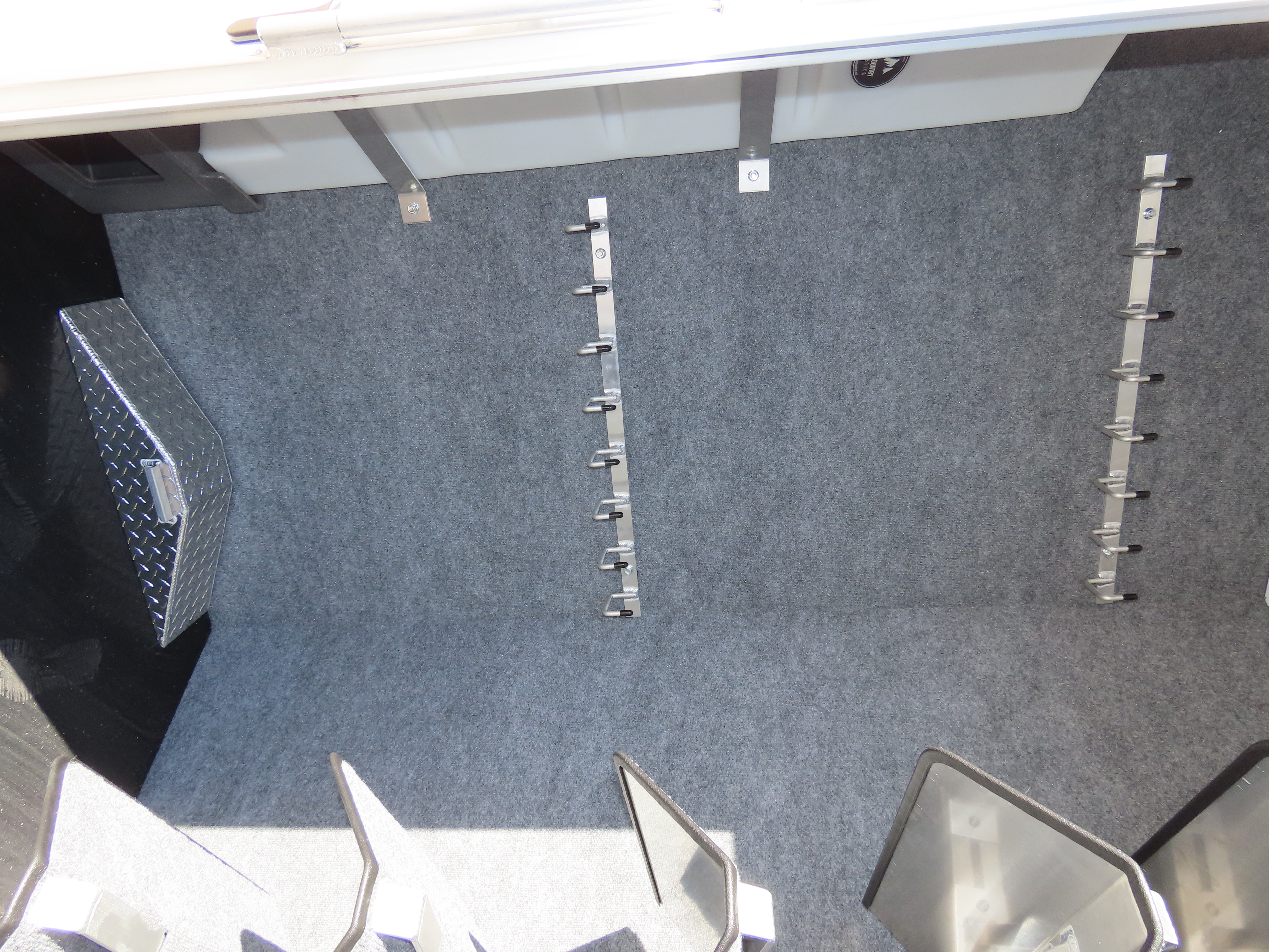 Twister 5 Horse 24' Stock Combo — photo 15