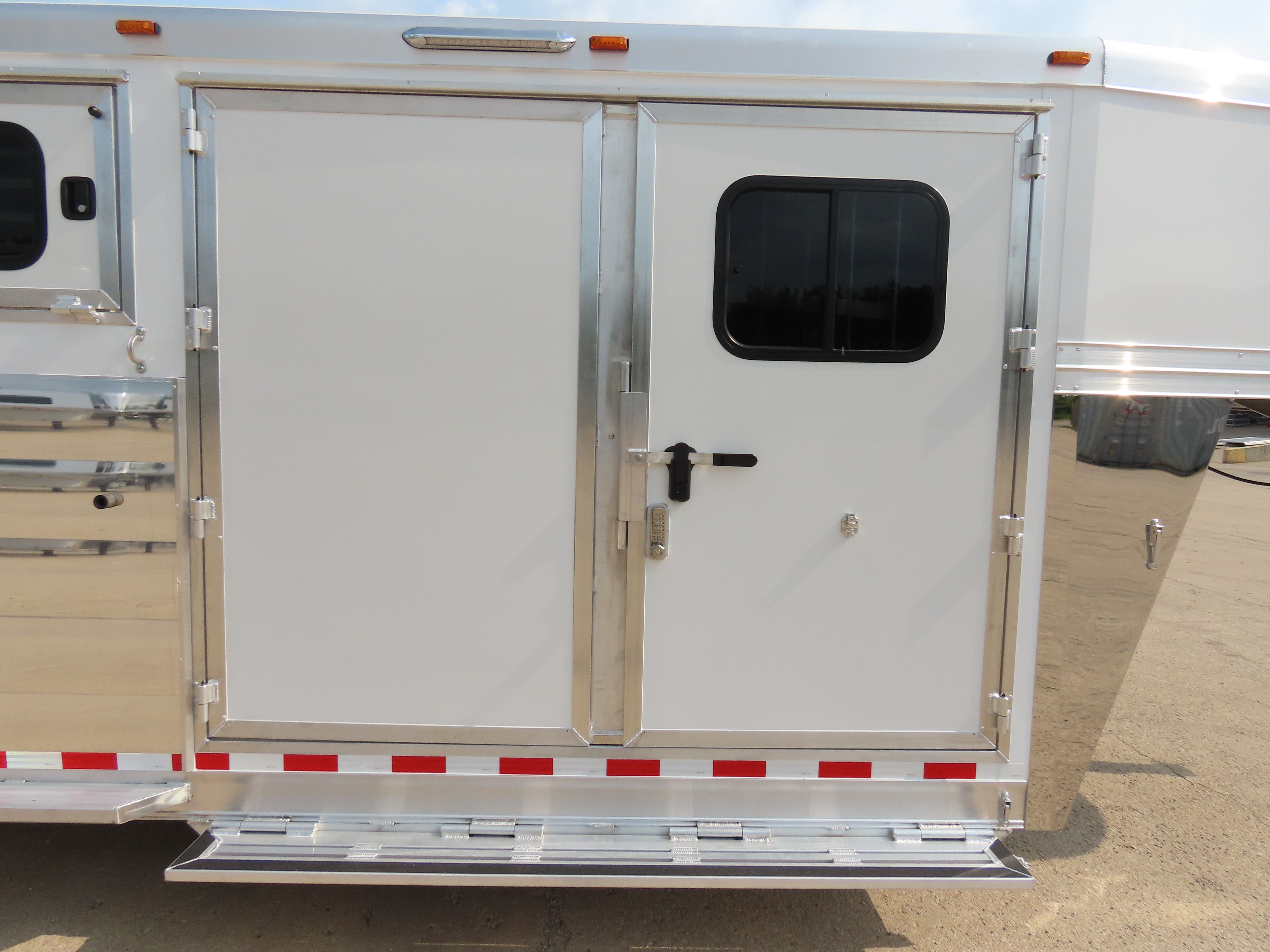 Twister 5 Horse 25' Stock Combo — photo 21