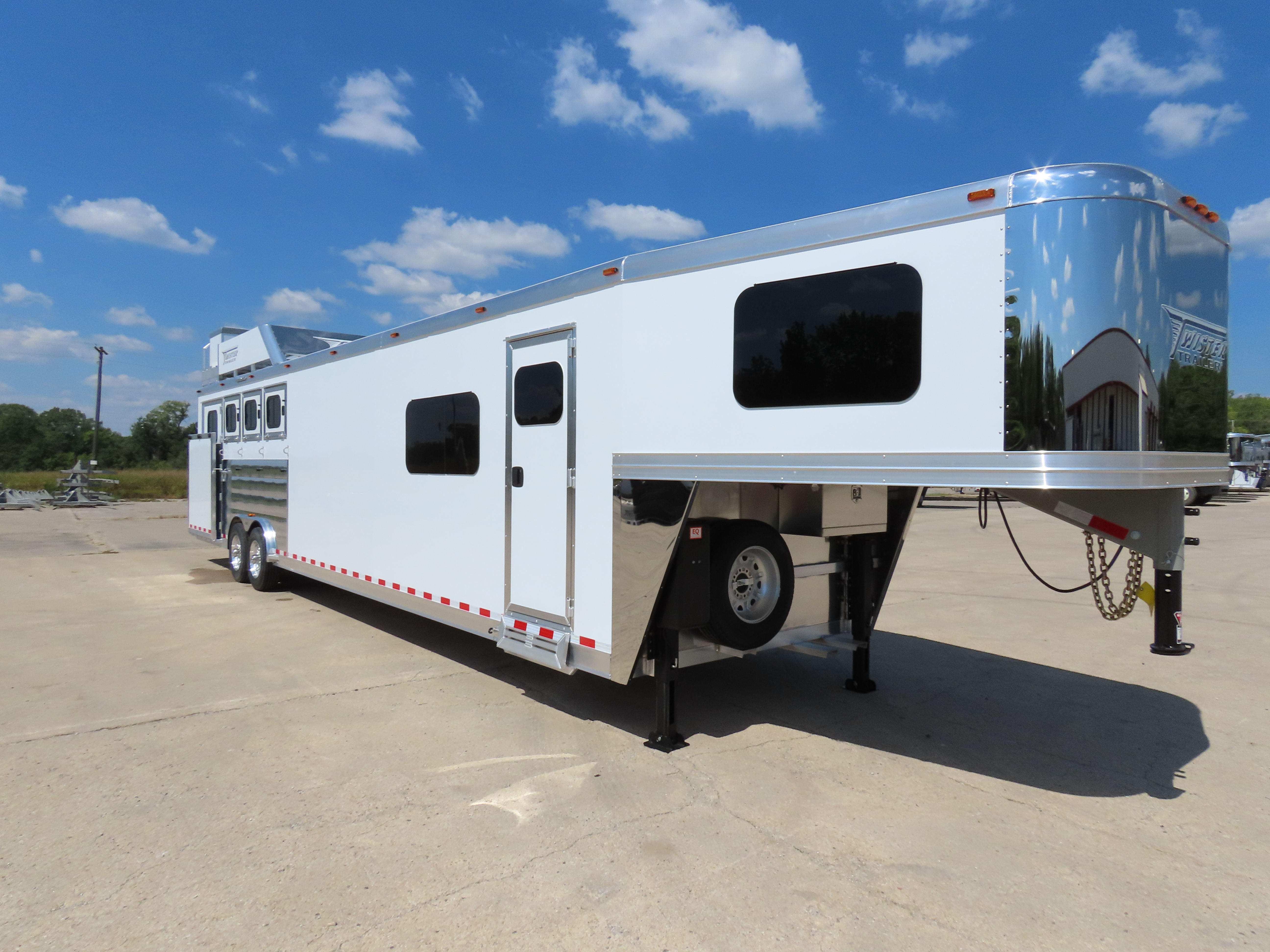 2025 4H 15'6" SW Side Load S548 — photo 3