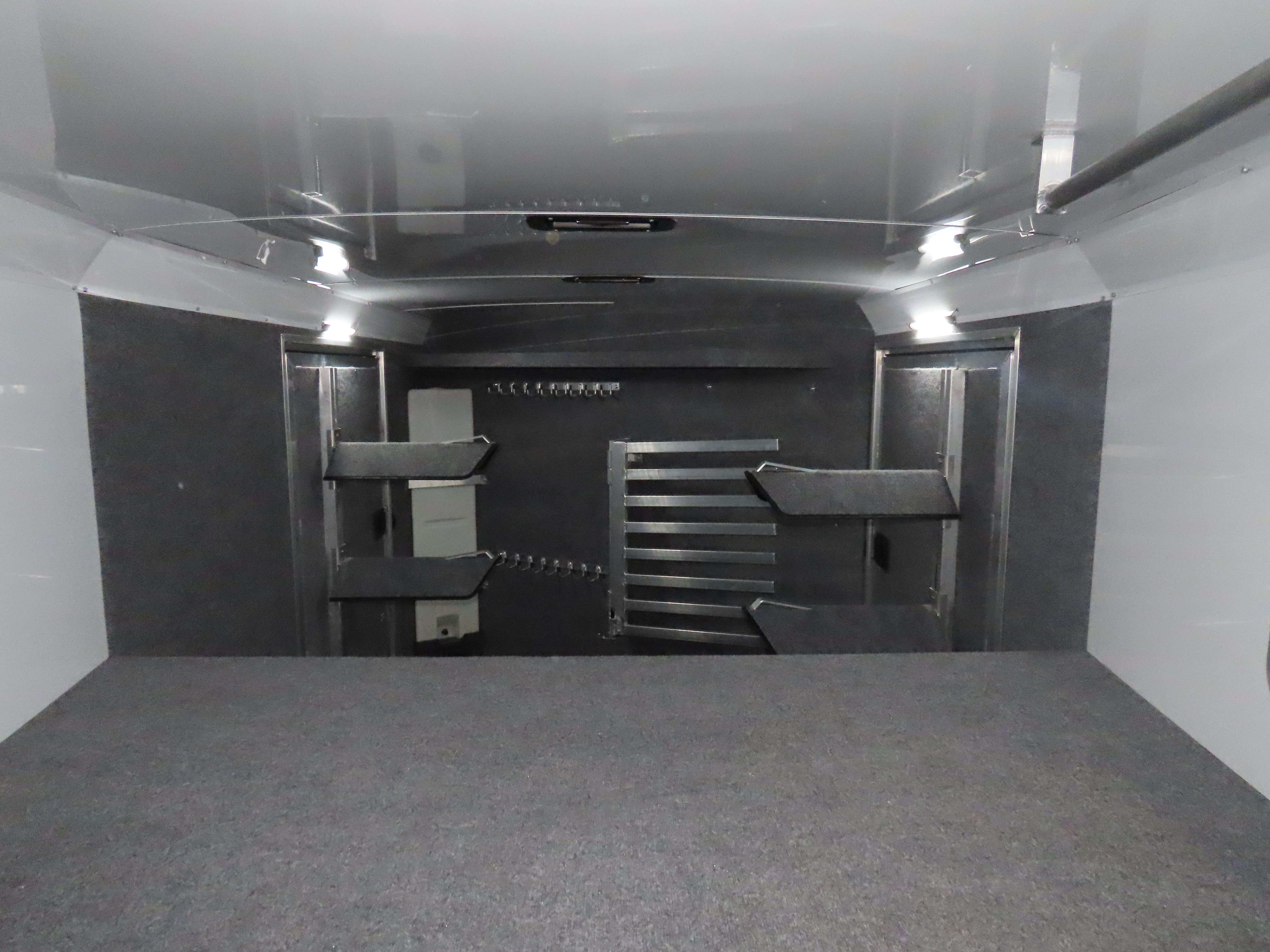 Twister 4 Horse 28' Stock Combo — photo 15