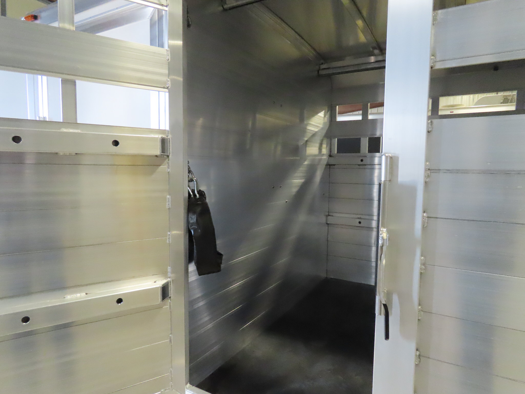 Twister 25' Bull Tough Stock Trailer — photo 22