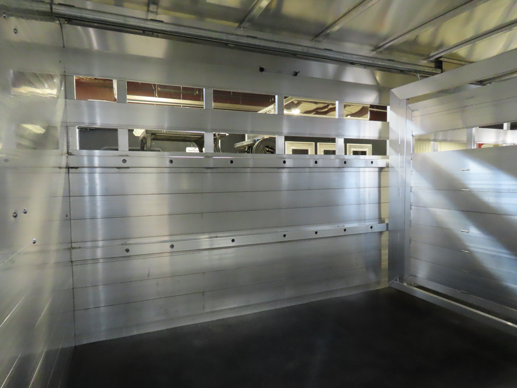 Twister 25' Bull Tough Stock Trailer — photo 23